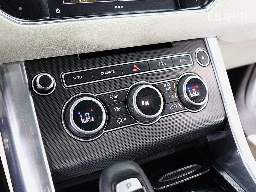 Land Rover Range Rover Sport — miniaturë 8