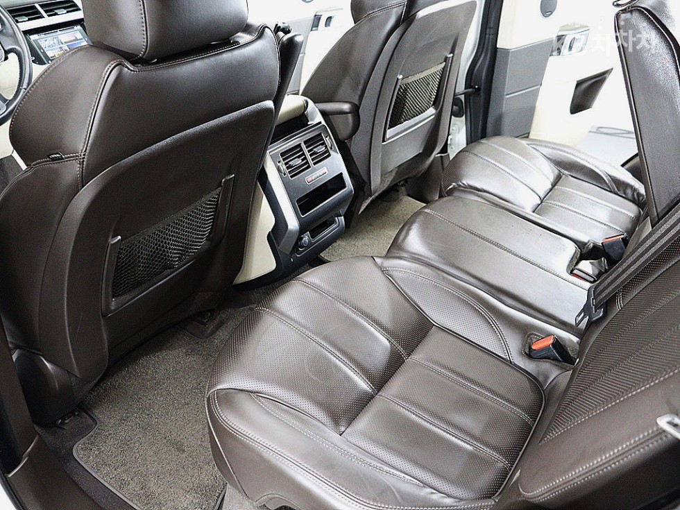 Land Rover Range Rover Sport — miniaturë 14