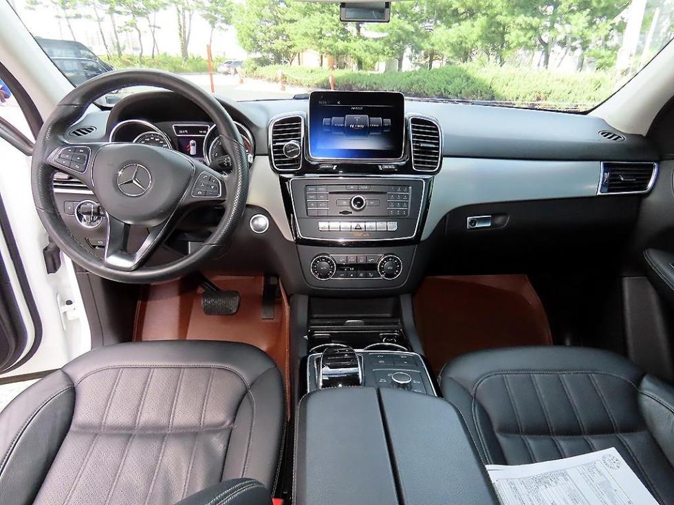 Mercedes-Benz GLE — miniaturë 7