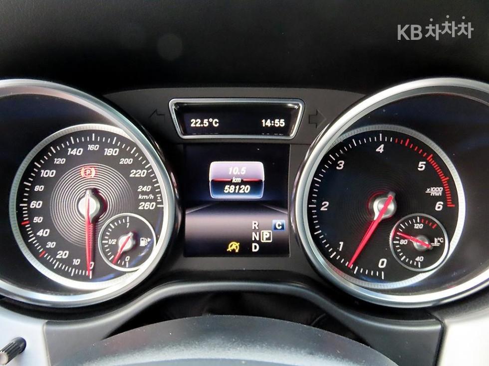 Mercedes-Benz GLE — miniaturë 9