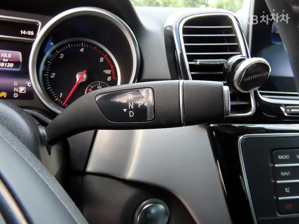 Mercedes-Benz GLE — miniaturë 10