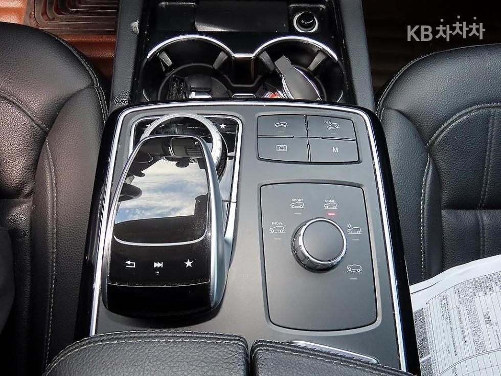 Mercedes-Benz GLE — miniaturë 12
