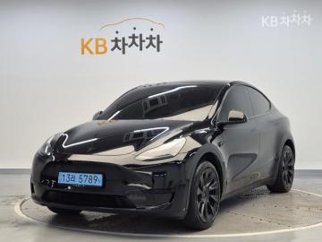 Tesla Model Y RWD 기본형 — foto 1