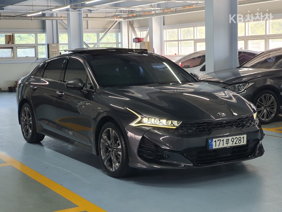 Kia K5 — miniaturë 4