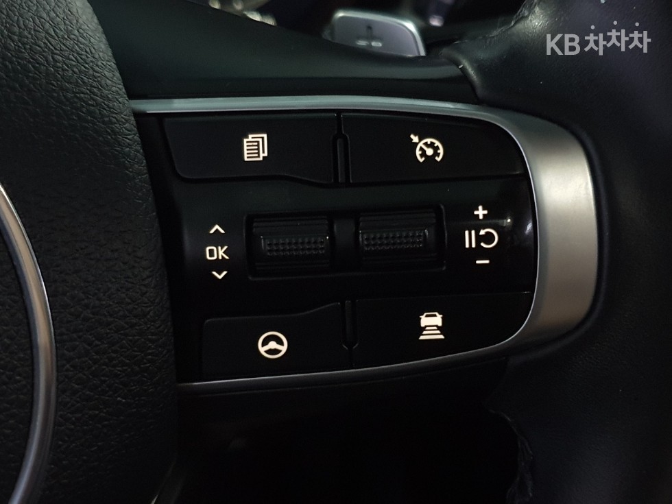 Kia K5 — miniaturë 18