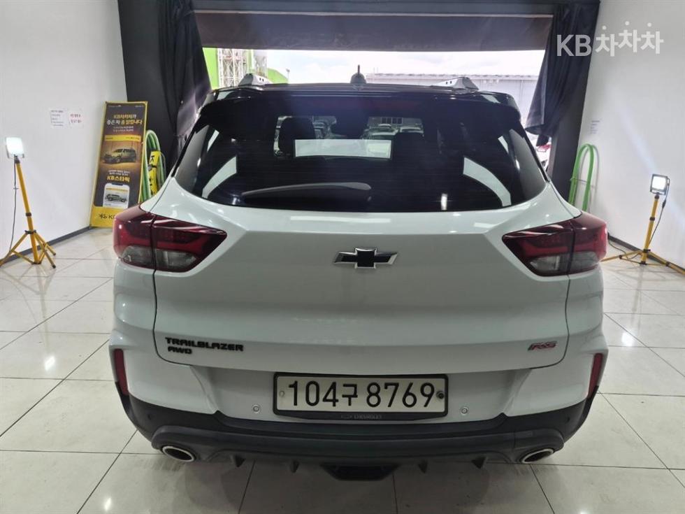 Chevrolet TrailBlazer — miniaturë 3