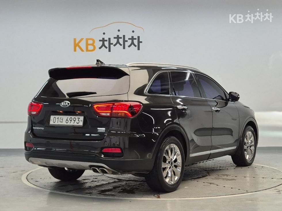 Kia Sorento — miniaturë 3