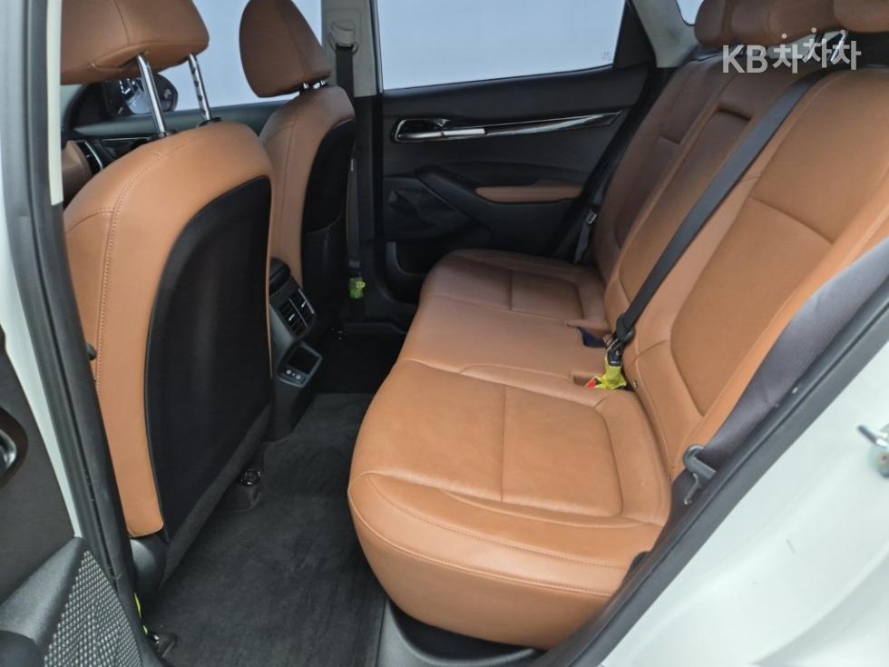 Kia Seltos — miniaturë 12