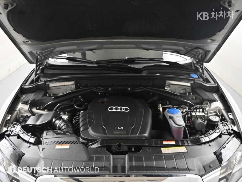 Audi Q5 — miniaturë 6
