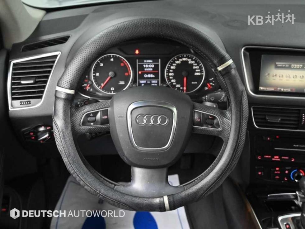 Audi Q5 — miniaturë 13
