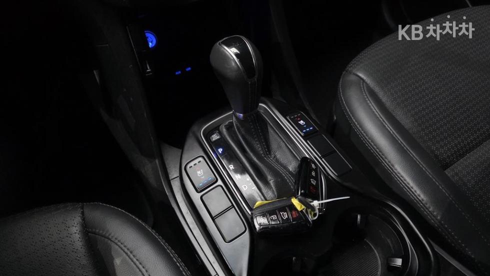 Hyundai Santa Fe — miniaturë 18