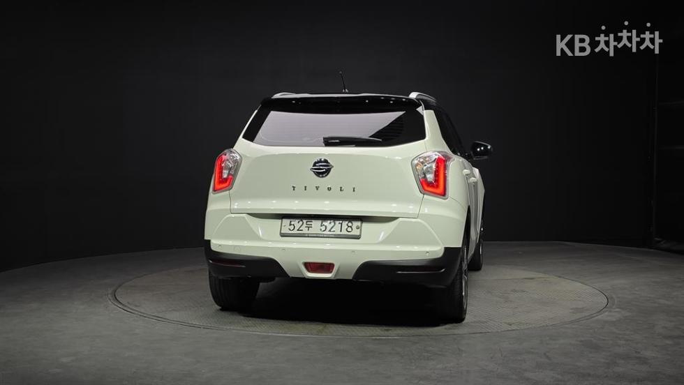 SsangYong Tivoli — miniaturë 3