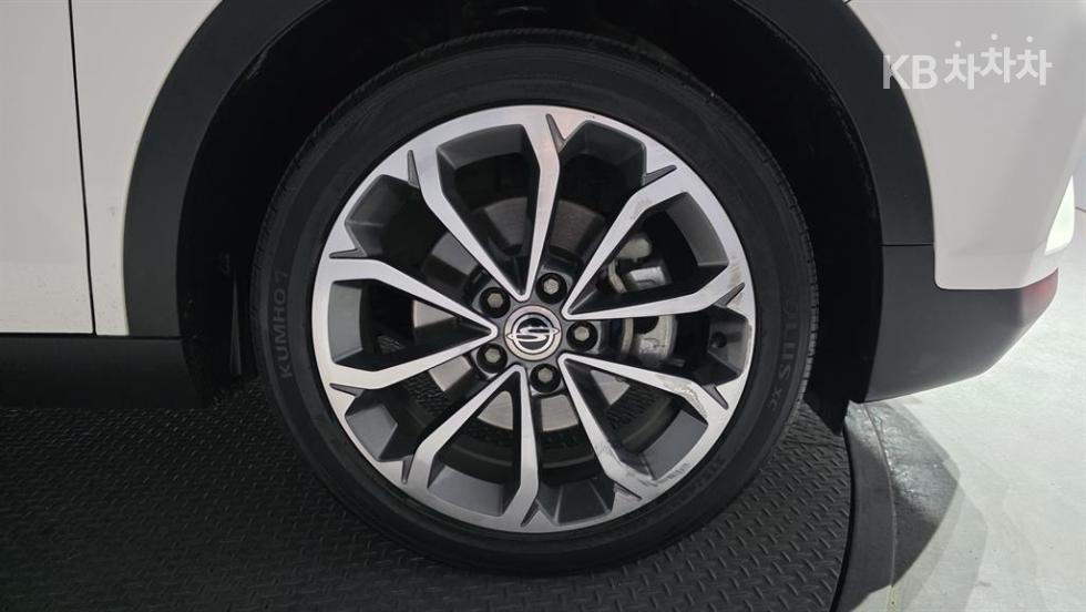 SsangYong Tivoli — miniaturë 6