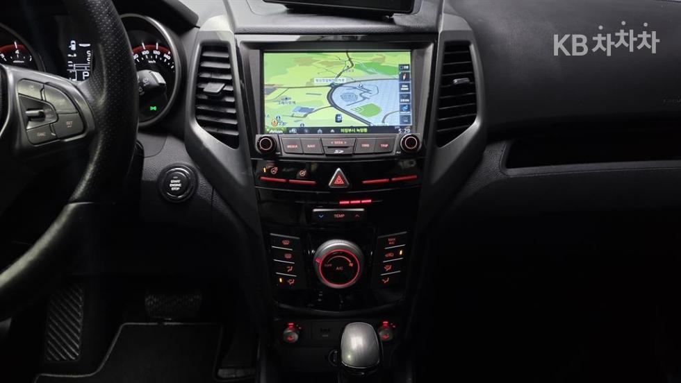 SsangYong Tivoli — miniaturë 10
