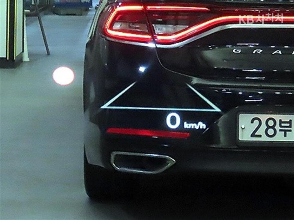 Hyundai IONIQ 5 — miniaturë 13