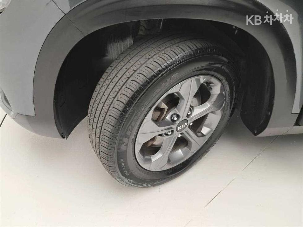 Kia Seltos — miniaturë 19