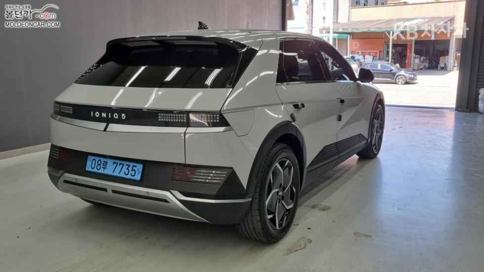 Hyundai IONIQ 5 — miniaturë 2
