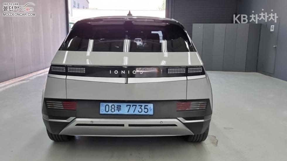 Hyundai IONIQ 5 — miniaturë 4