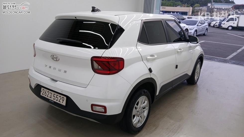 Hyundai Venue — miniaturë 2