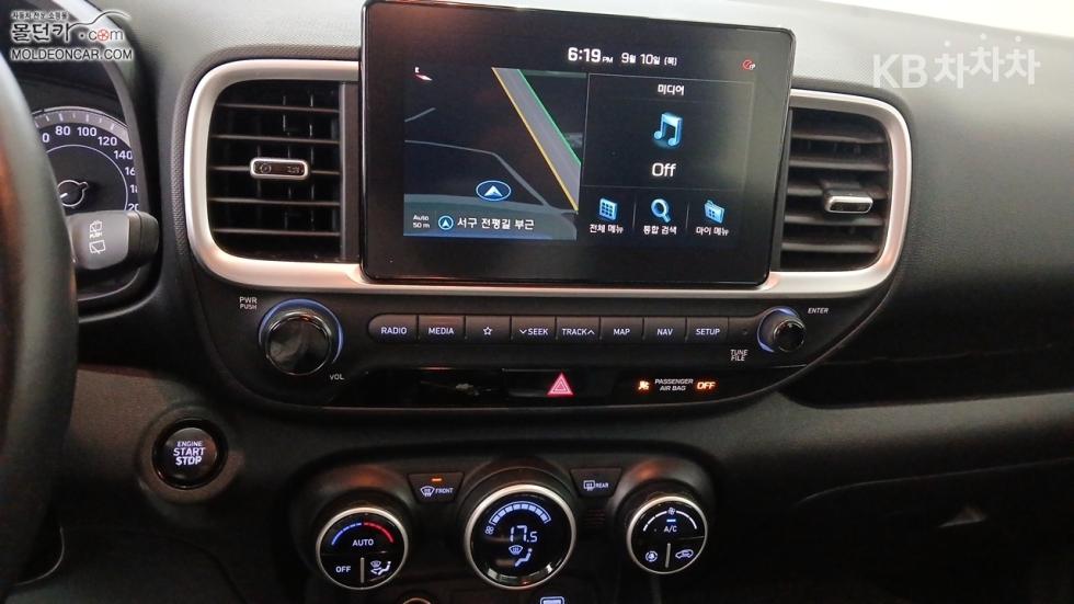 Hyundai Venue — miniaturë 12