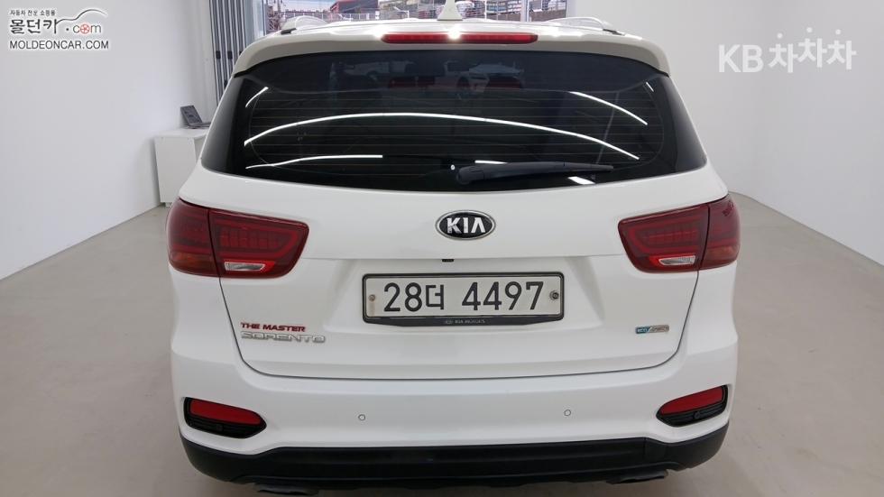 Kia Sorento — miniaturë 4