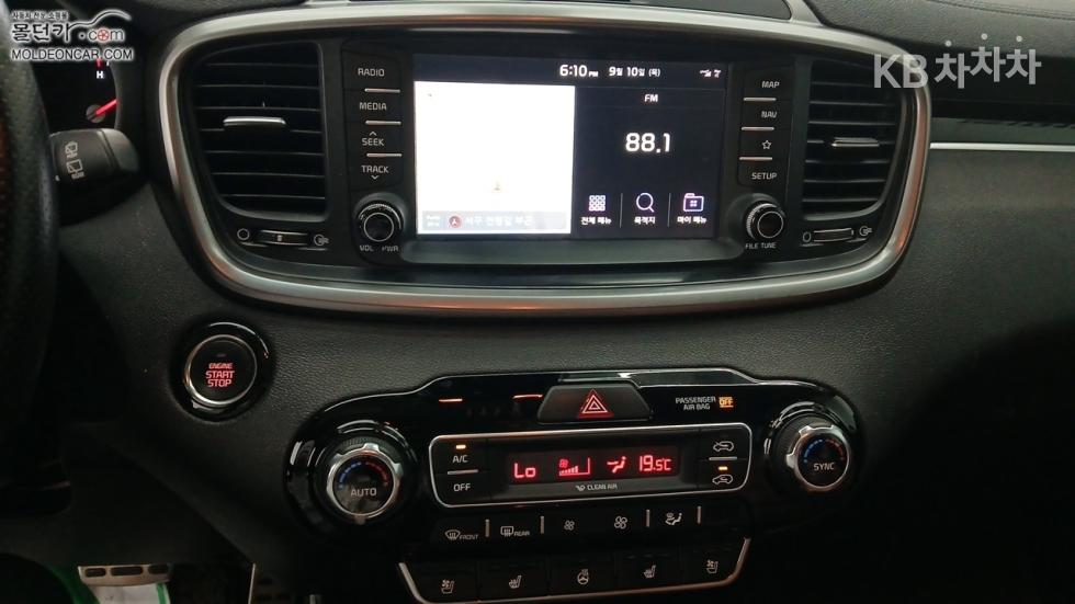 Kia Sorento — miniaturë 12