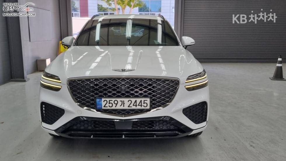 Genesis GV70 — miniaturë 3