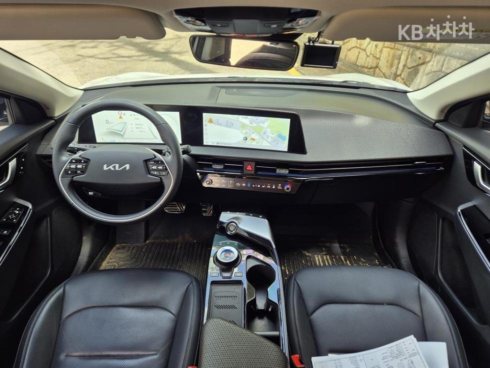 Kia EV6 — miniaturë 4