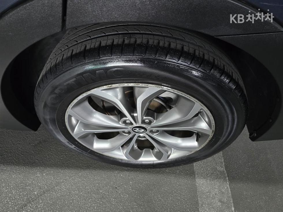 Hyundai Santa Fe — miniaturë 7