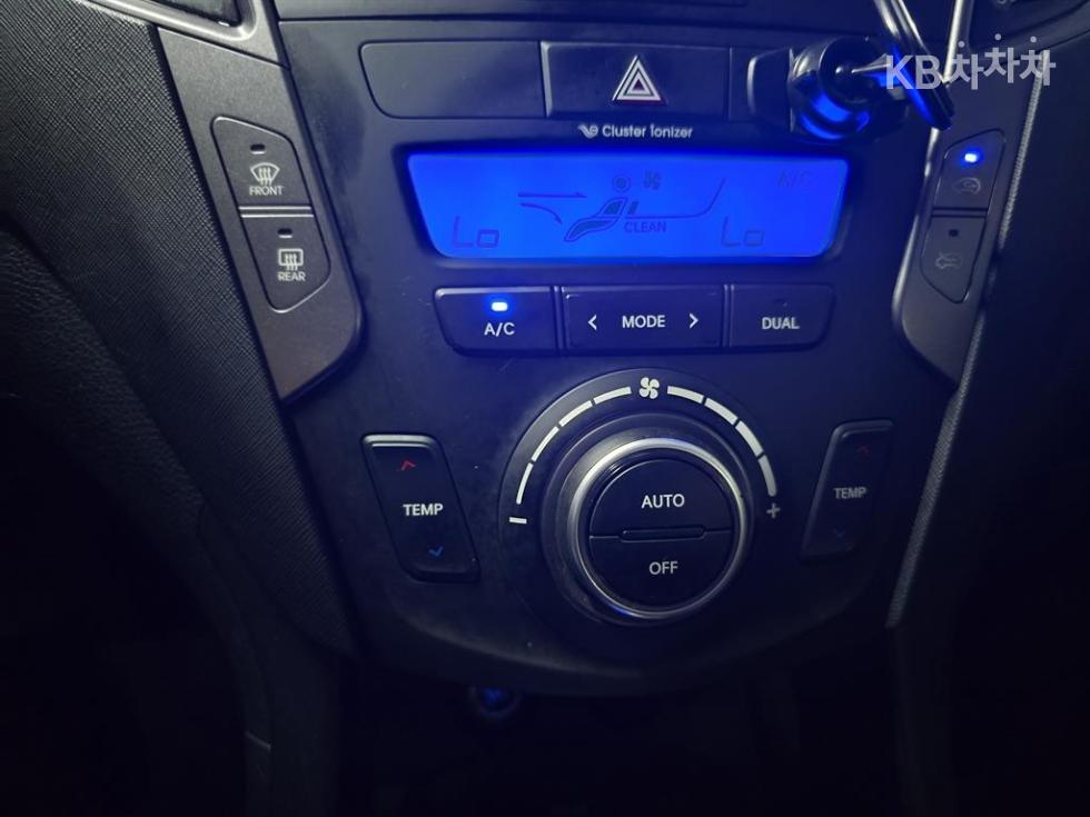 Hyundai Santa Fe — miniaturë 18