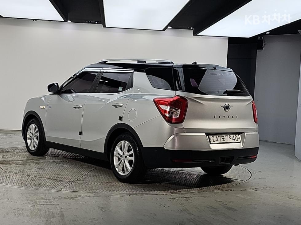 SsangYong Tivoli — miniaturë 3