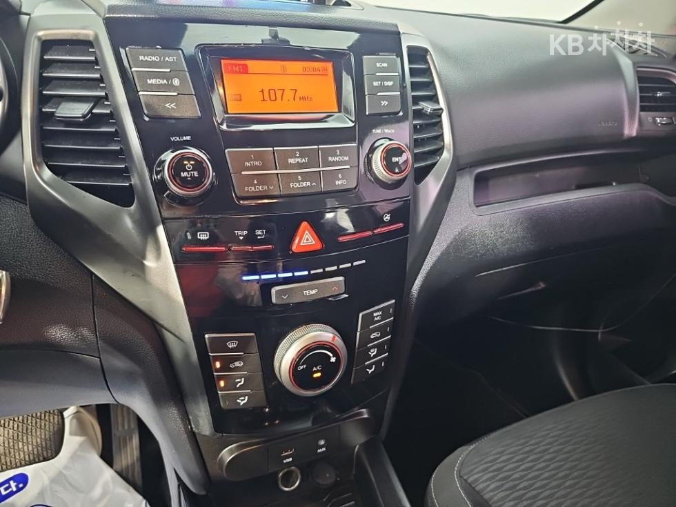 SsangYong Tivoli — miniaturë 15