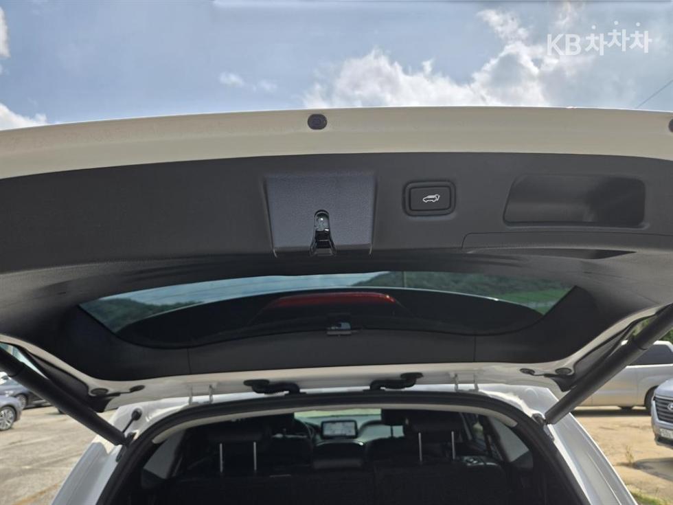 Hyundai Santa Fe — miniaturë 9