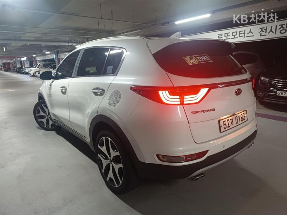 Kia Sportage — miniaturë 4