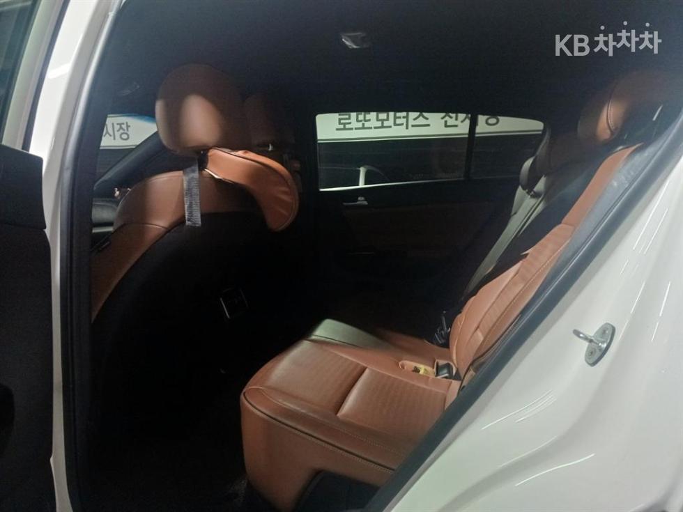 Kia Sportage — miniaturë 8