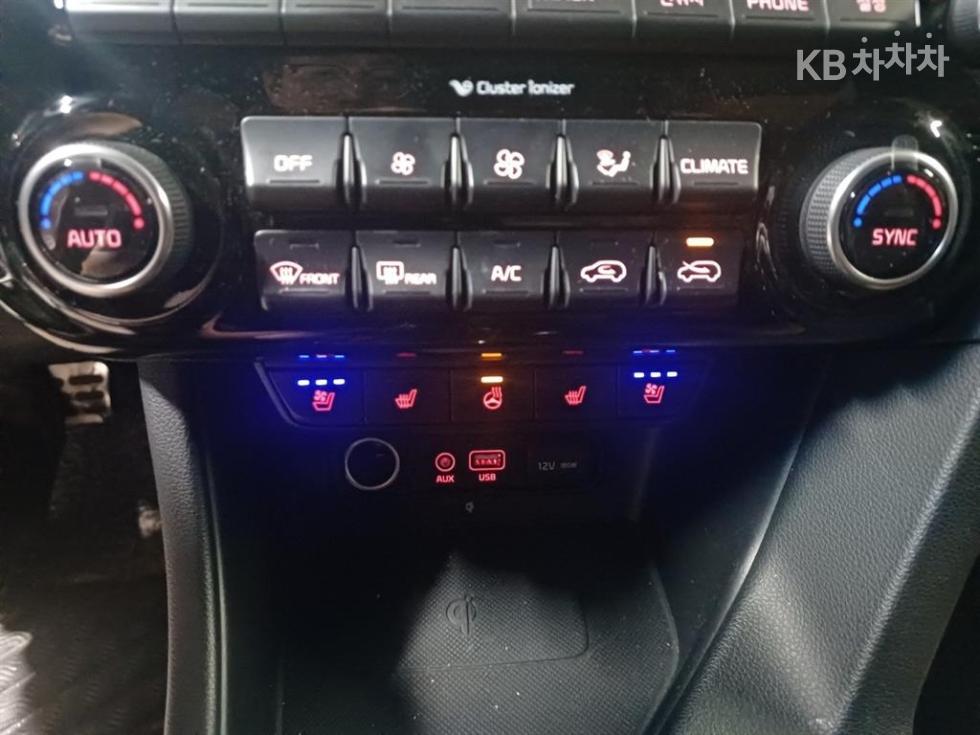 Kia Sportage — miniaturë 15