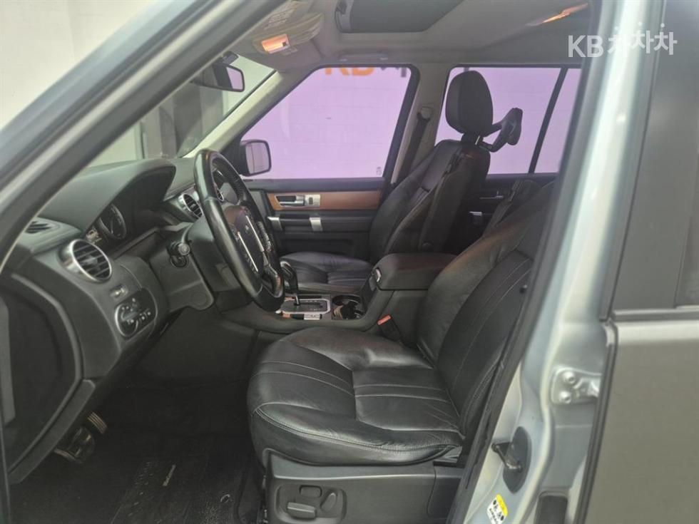 Land Rover Discovery — miniaturë 6