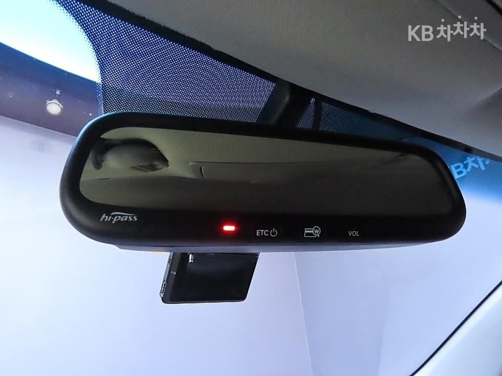 Kia Sportage — miniaturë 15