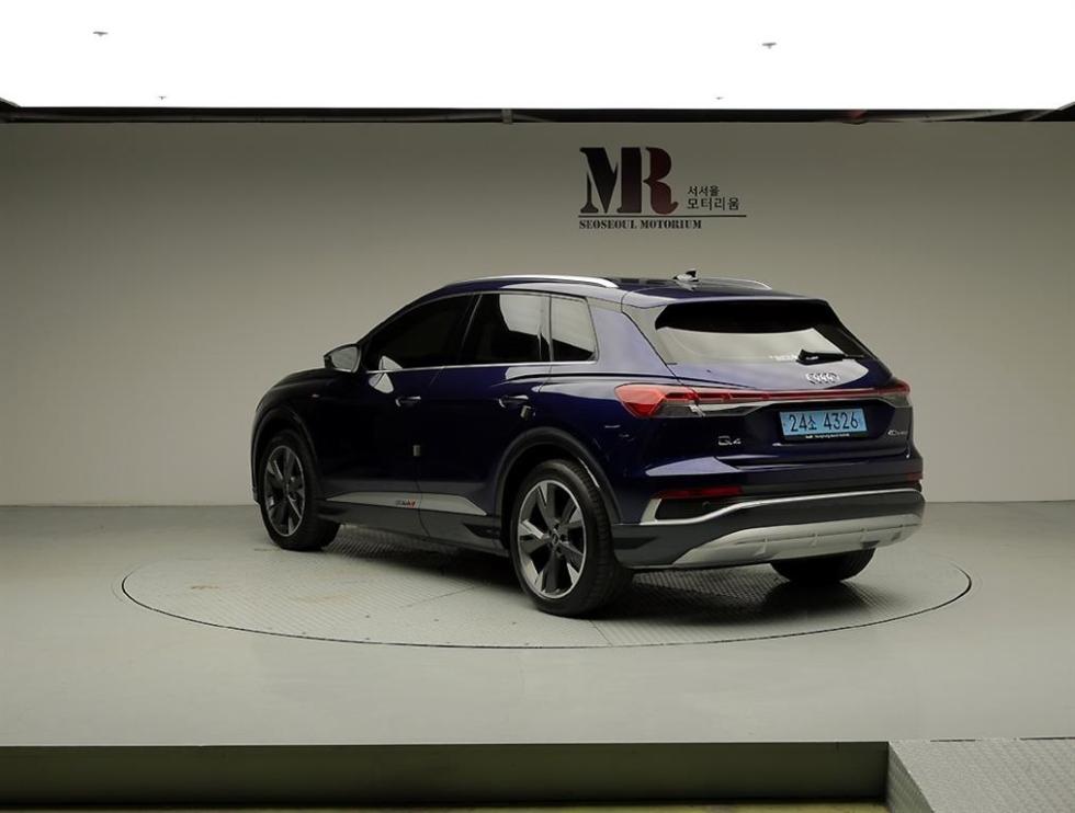 Audi Q4 e-tron — miniaturë 4