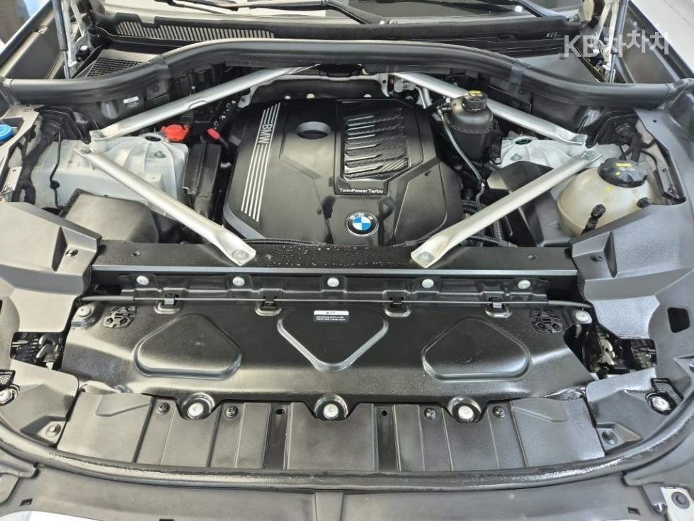 BMW X5 — miniaturë 5