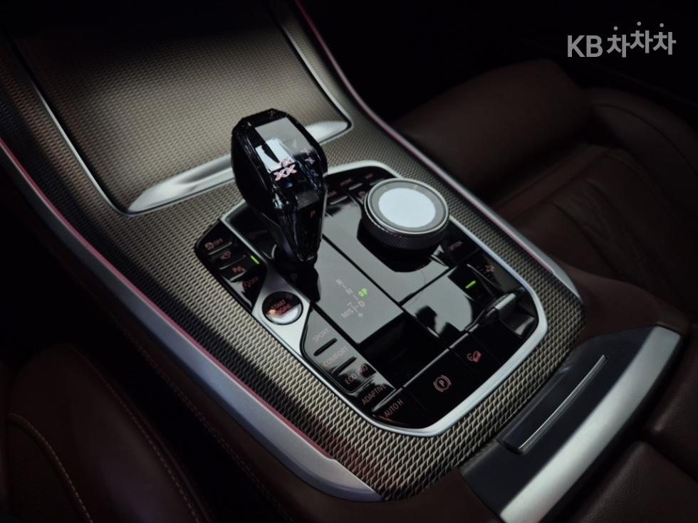 BMW X5 — miniaturë 8