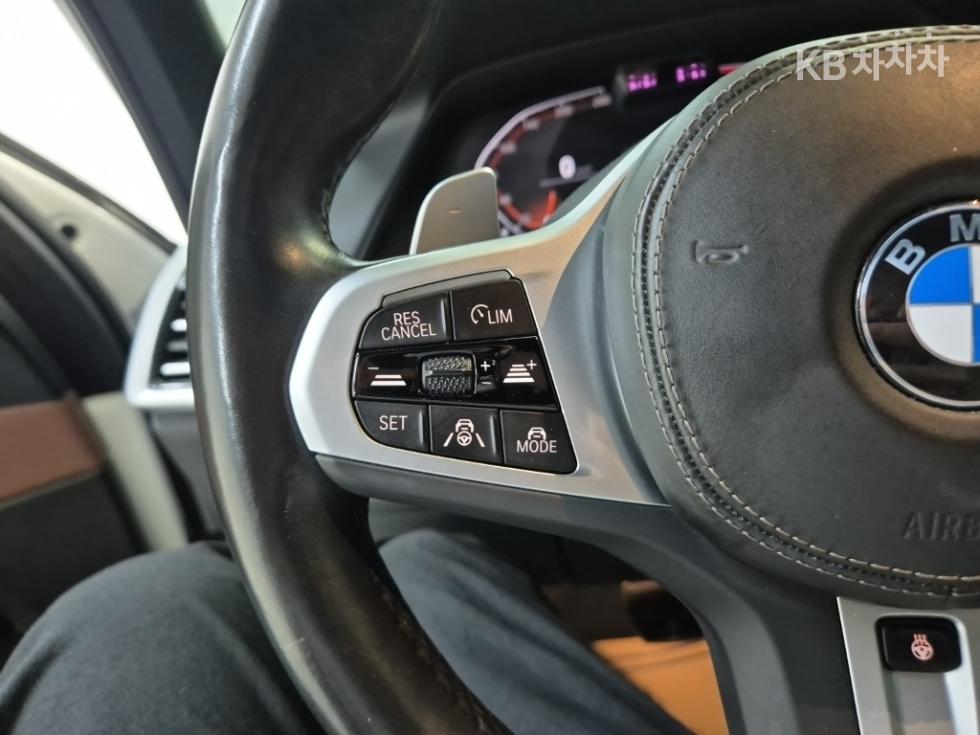 BMW X5 — miniaturë 16