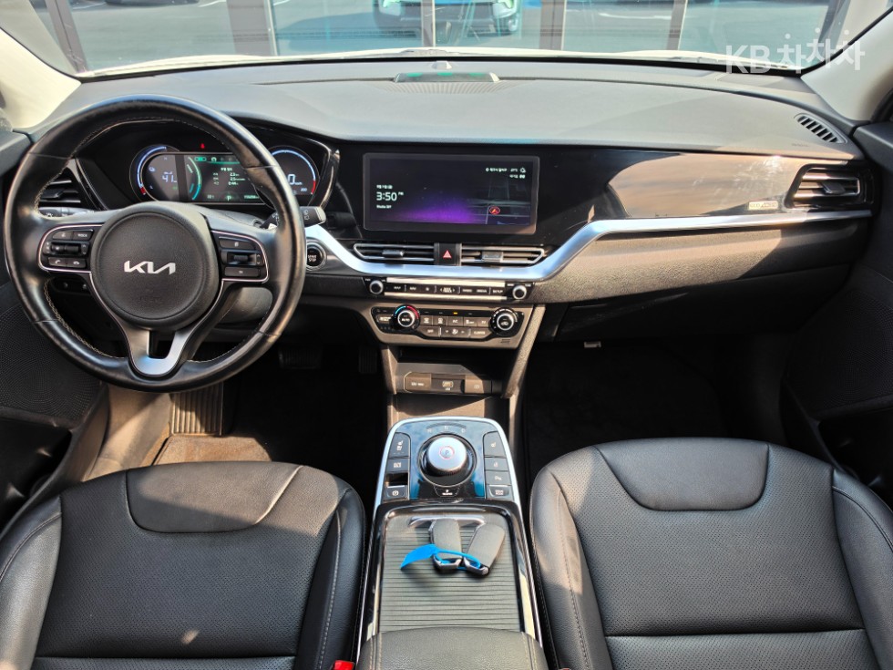Kia Niro — miniaturë 16