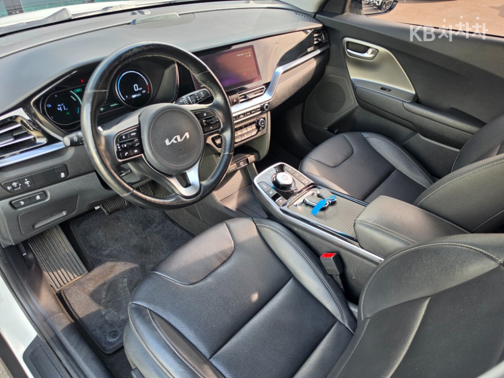 Kia Niro — miniaturë 19