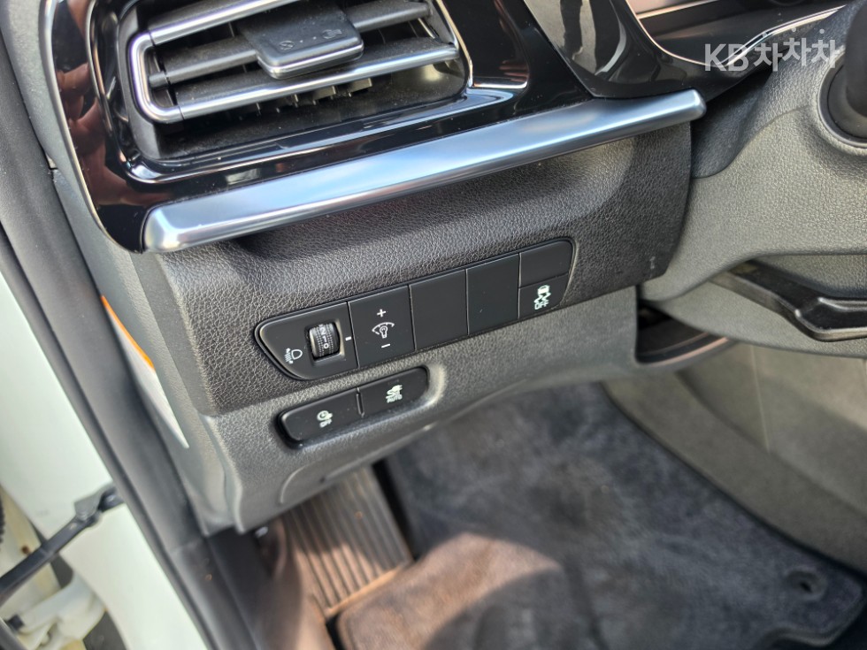 Kia Niro — miniaturë 22