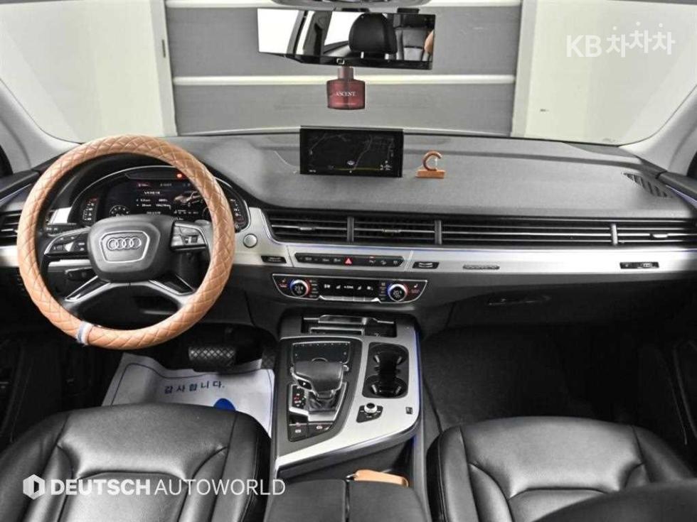 Audi Q7 — miniaturë 7