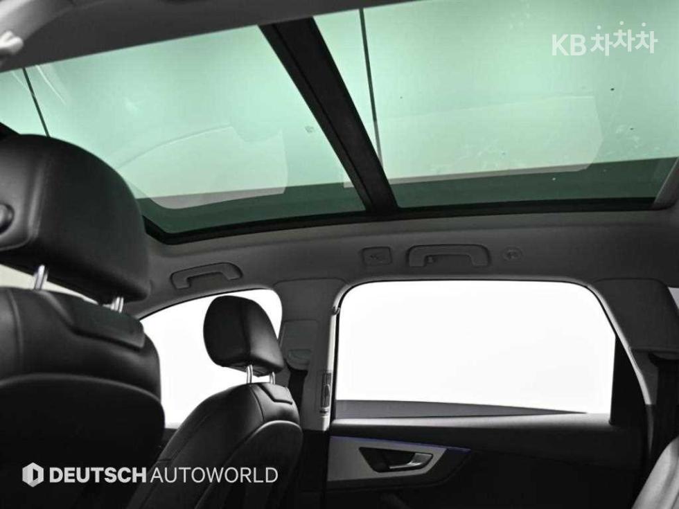 Audi Q7 — miniaturë 18