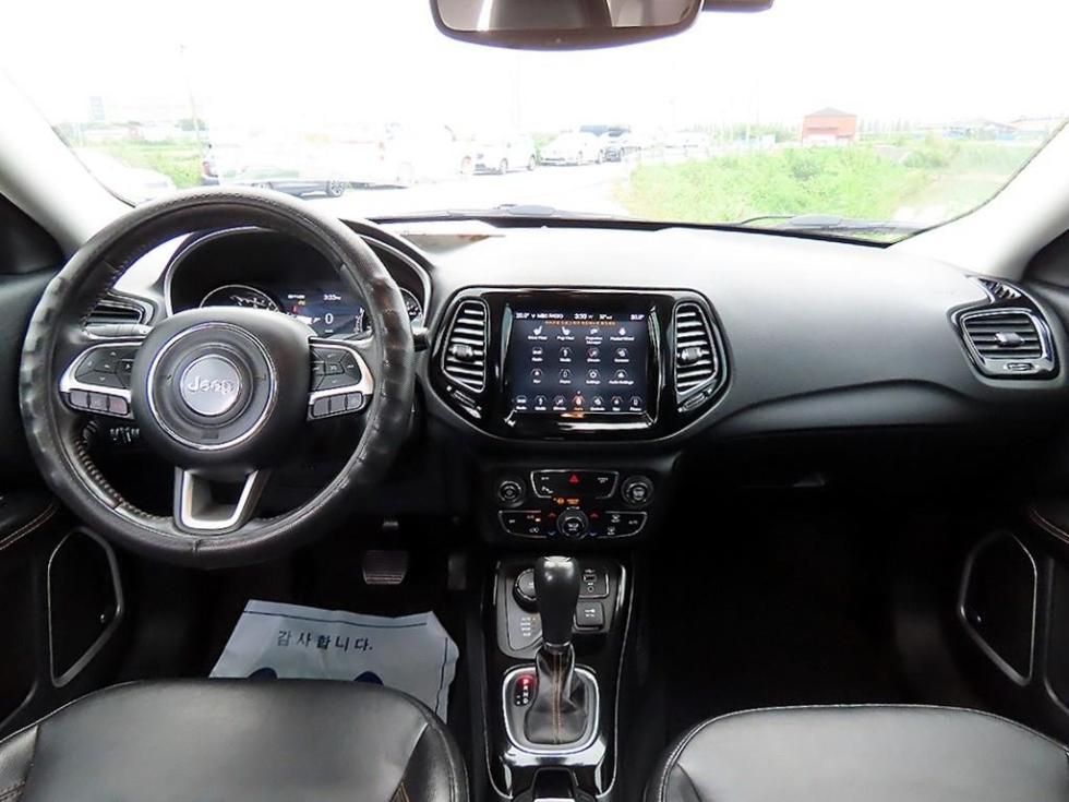 Jeep Compass — miniaturë 9