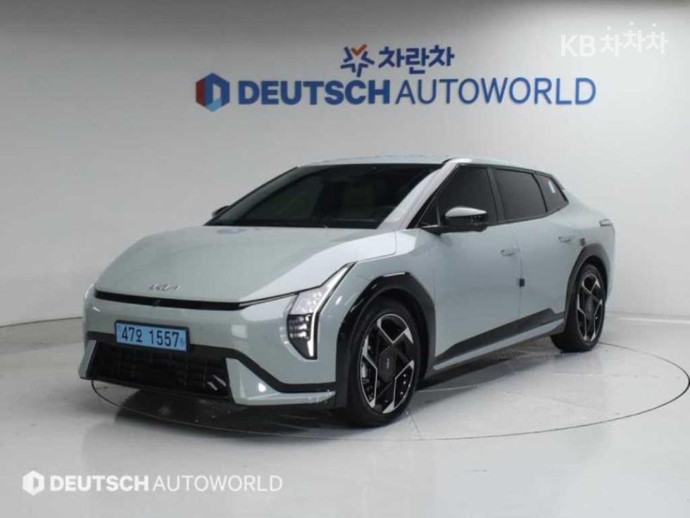 Kia EV4