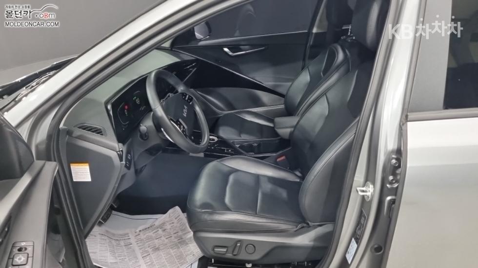 Kia Niro — miniaturë 9